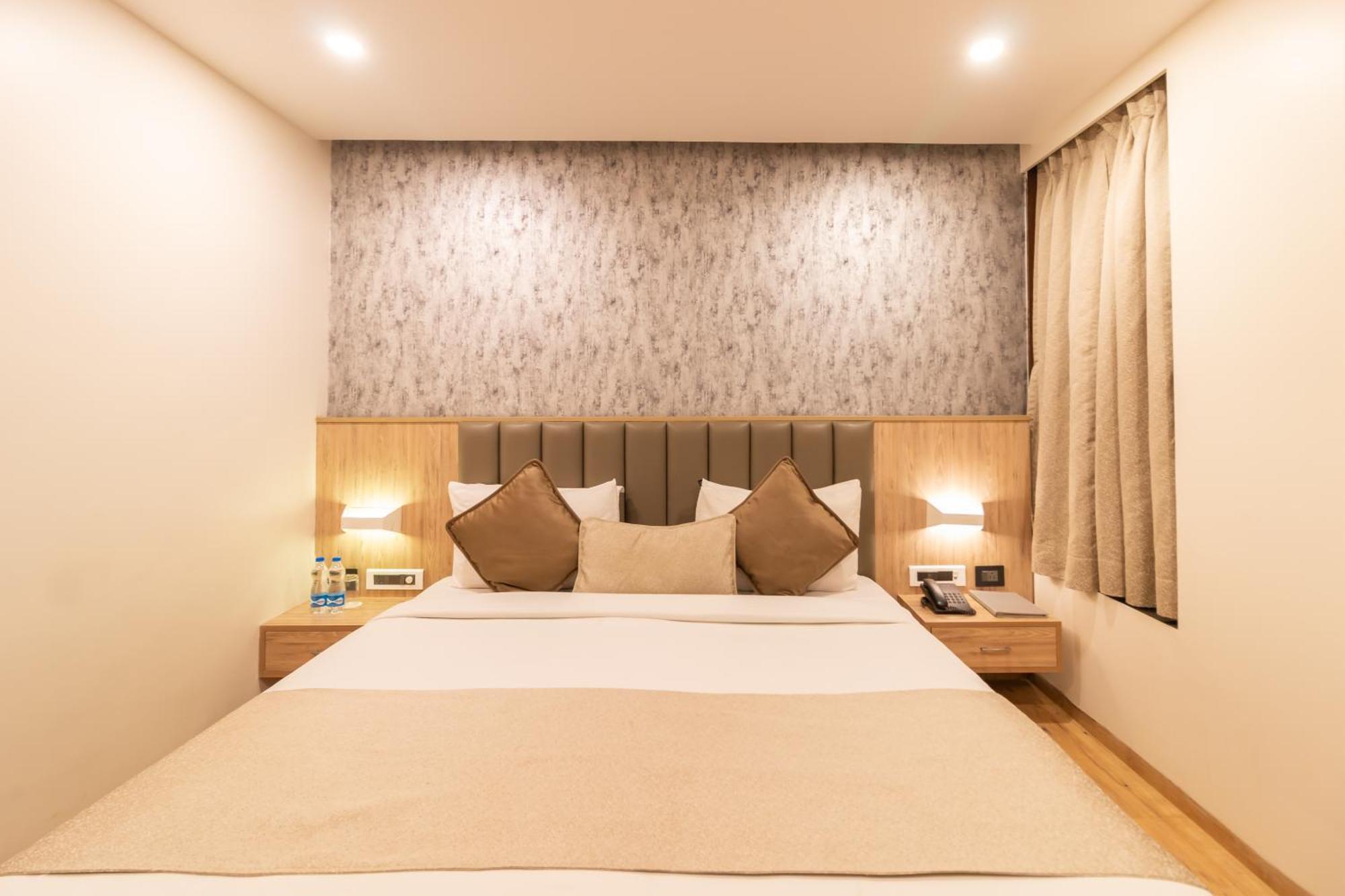 Hotel Celestiial , Candolim Kültér fotó