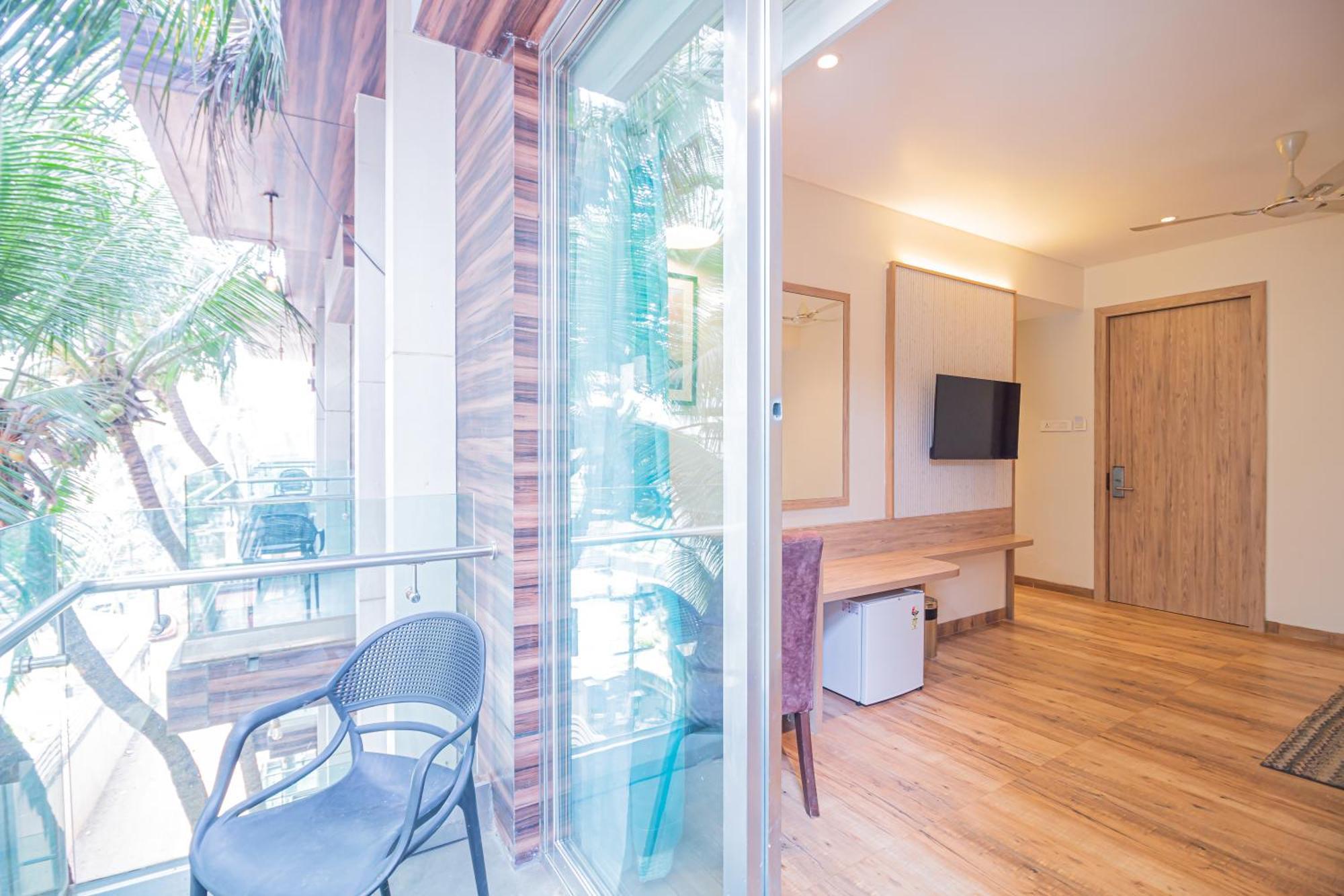 Hotel Celestiial , Candolim Kültér fotó